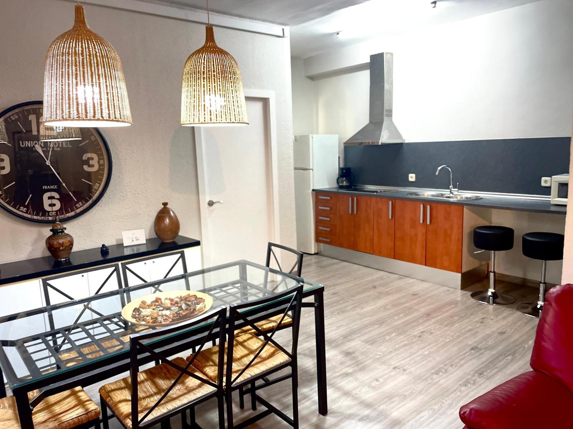 Apartamento Ideal บาร์เซโลนา ภายนอก รูปภาพ